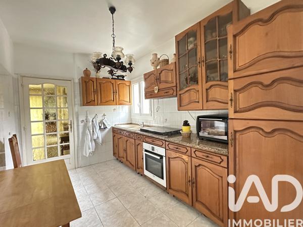 Maison à vendre 10 pièces 227 m² Nice