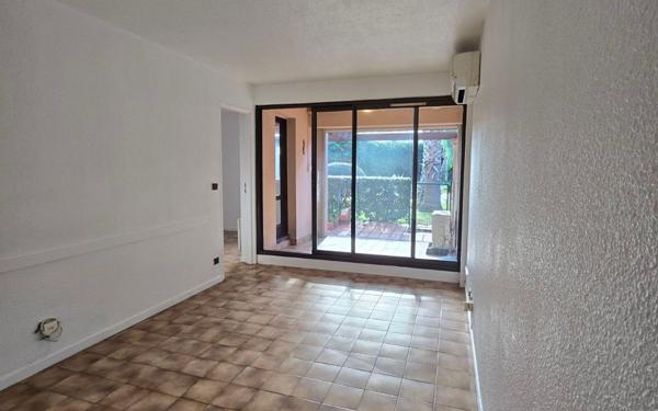 Appartement à vendre    2 pièces • 27,97 m2 Saint-Cyprien