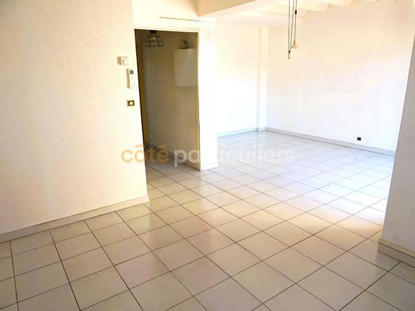 Vente
                Appartement72 m² - 3 Pièces -
                    LATTES (34970)