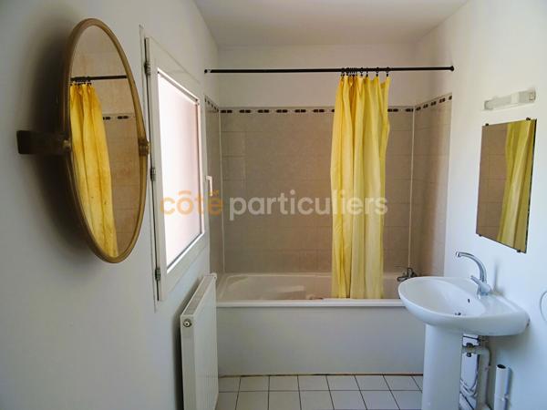 Vente
                Appartement72 m² - 3 Pièces -
                    LATTES (34970)