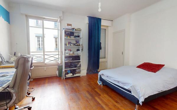 Appartement à vendre    3 pièces • 68 m2 Lyon 2
