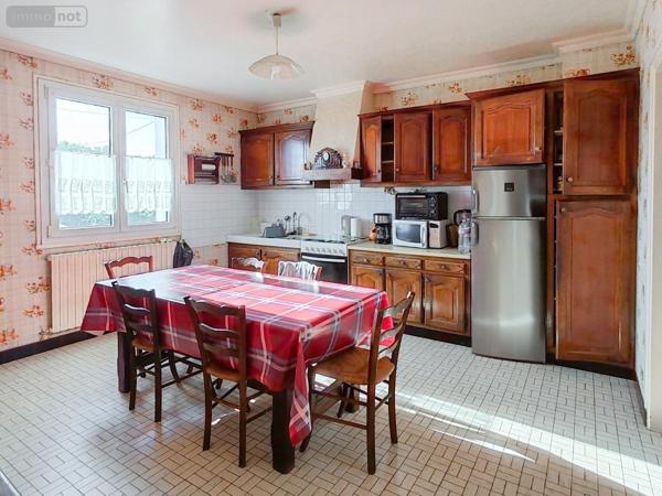 Maison à vendre à Saint-Martin-des-Champs dans le Finistère (29600), ref : 29107-2766