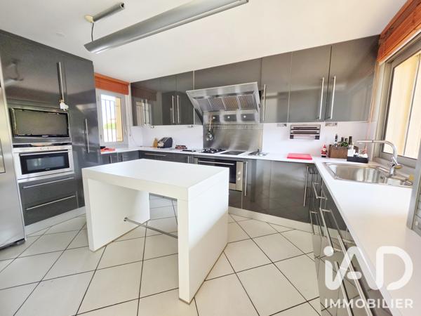 Maison (prestige) à vendre 4 pièces 253 m² Le Boulou