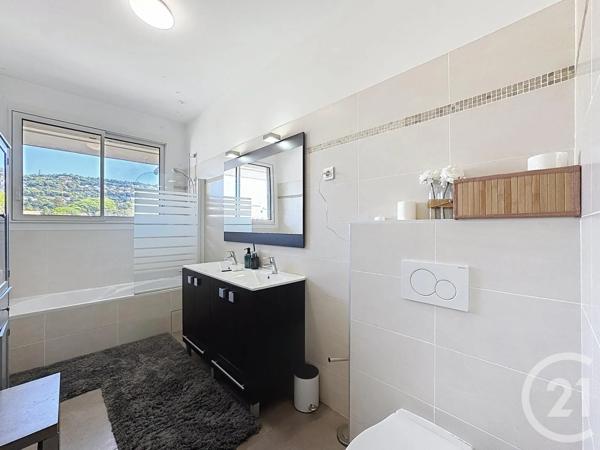 Appartement F3 à vendre  3 pièces - 87,56 m 2   CANNES  - 06