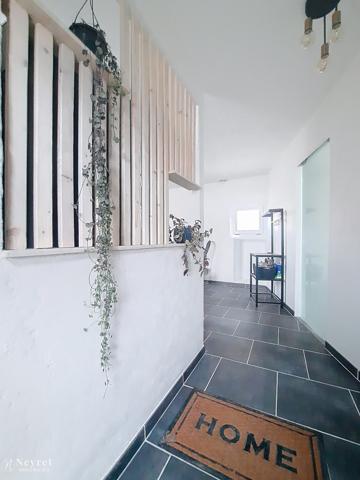 Communay - Maison de ville 151m² - 4 chambres avec espace bureau - Cour privative de 35m²