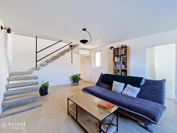 Communay - Maison de ville 151m² - 4 chambres avec espace bureau - Cour privative de 35m²