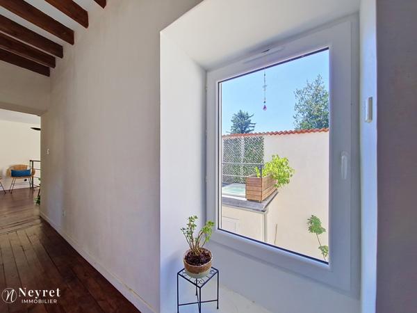 Communay - Maison de ville 151m² - 4 chambres avec espace bureau - Cour privative de 35m²