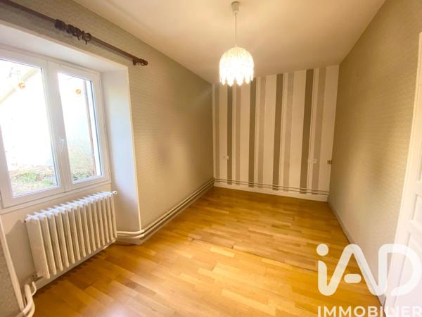 Maison à vendre 4 pièces 101 m² Saint-Fargeau-Ponthierry