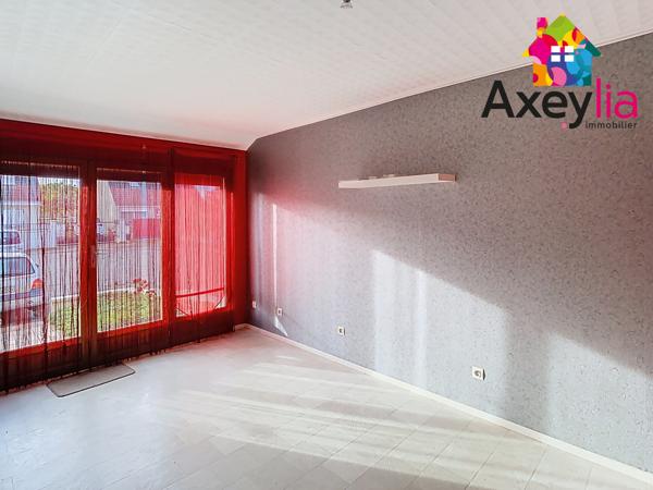 Commelle-Vernay (42120) A VENDRE- COMMELLE-VERNAY- MAISON 4 CHAMBRES+BUREAU SUR TERRAIN AVEC JARDIN