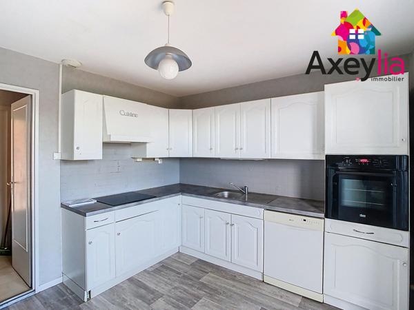 Commelle-Vernay (42120) A VENDRE- COMMELLE-VERNAY- MAISON 4 CHAMBRES+BUREAU SUR TERRAIN AVEC JARDIN