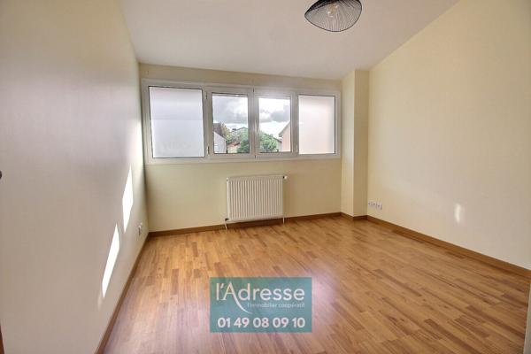 Ensemble Immobilier à 5 Minutes à pied du Métro Ligne 14 à L'Haÿ-les-Roses