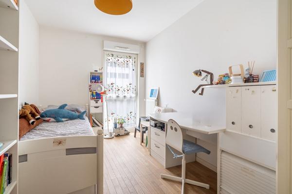 4 pièces BNF terrasse et parking