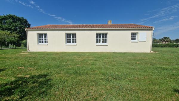 Maison à vendre entre mer et nature, à proximité de Talmont-Saint-Hilaire.
