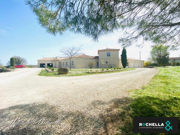 Aux portes d'Aulnay et à 13 minutes Saint Jean d'Angély