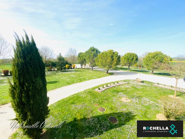 Aux portes d'Aulnay et à 13 minutes Saint Jean d'Angély