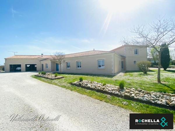 Aux portes d'Aulnay et à 13 minutes Saint Jean d'Angély