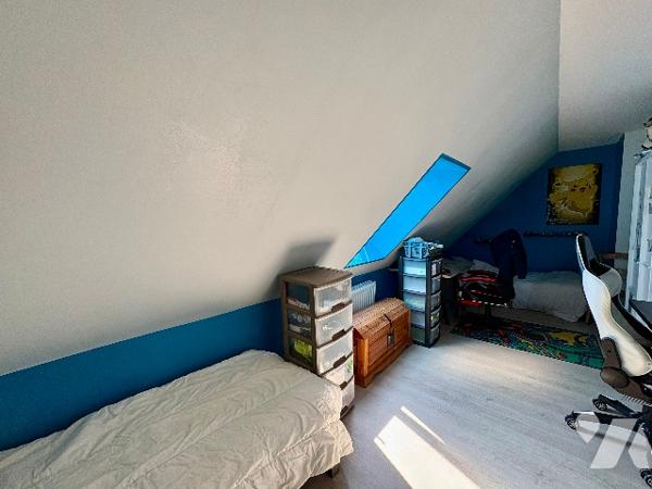 PAVILLON  TRADITIONNEL FAMILIAL A GOURNAY EN BRAY 6 Pièces 127m²