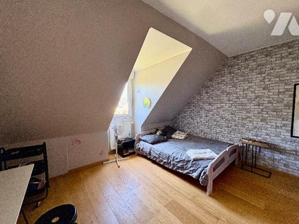 PAVILLON  TRADITIONNEL FAMILIAL A GOURNAY EN BRAY 6 Pièces 127m²