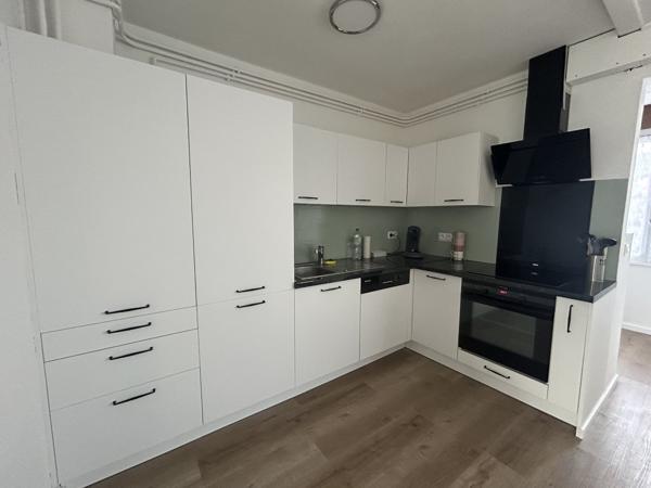 Maison à LA CHAPELLE D'ARMENTIERES (59930)