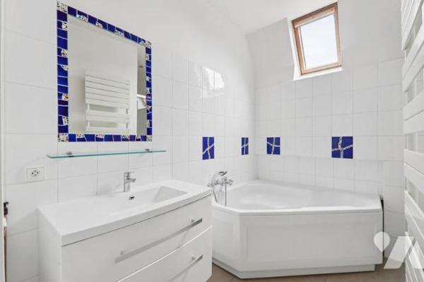 Le Vésinet - Maison familiale et jardin, 6 pièces, 150 m²