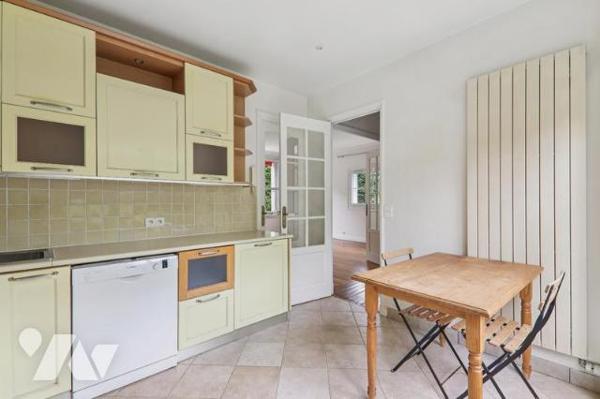 Le Vésinet - Maison familiale et jardin, 6 pièces, 150 m²