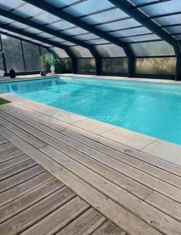 Maison contemporaine de 262,14 m²