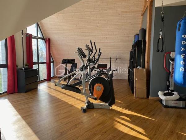 Maison contemporaine de 262,14 m²