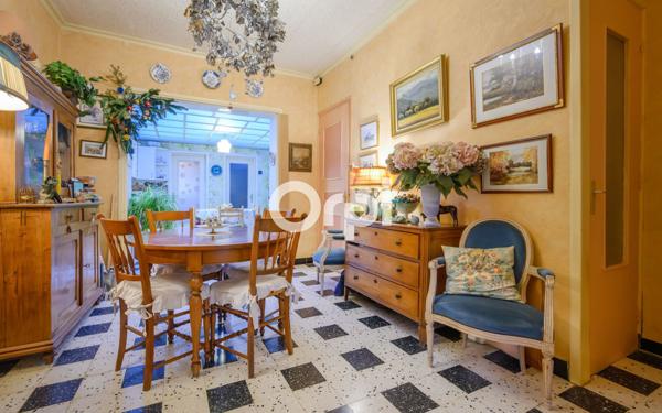 Maison à vendre    4 pièces •  Pérenchies