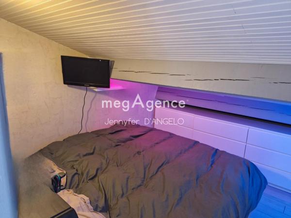 Appartement à SANARY-SUR-MER, 83110 - 6 pièces 184m²