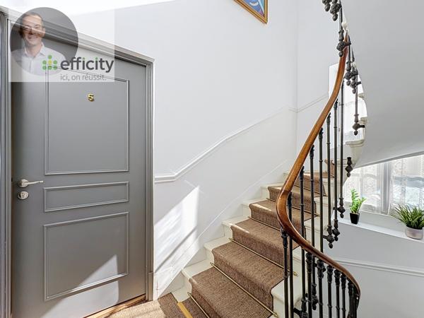 Immeuble
        
        - 315 m² 1 146 000 € *