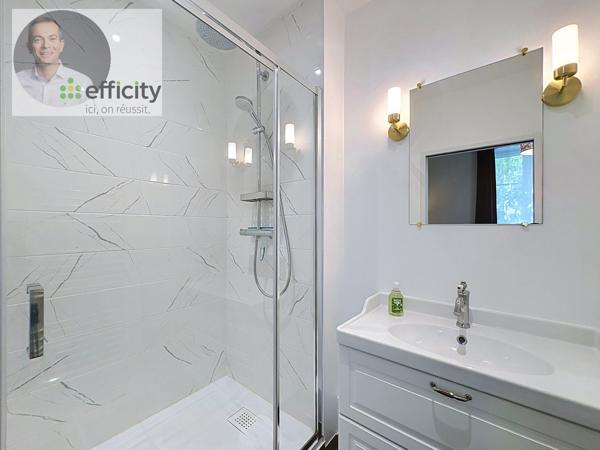Immeuble
        
        - 315 m² 1 146 000 € *