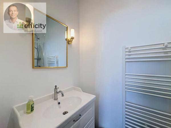 Immeuble
        
        - 315 m² 1 146 000 € *
