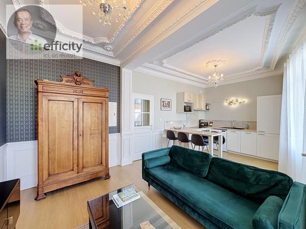 Immeuble
        
        - 315 m² 1 146 000 € *