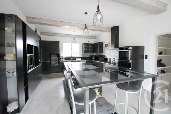 Maison à vendre  5 pièces - 219,66 m2 BELLERIVE SUR ALLIER - 03