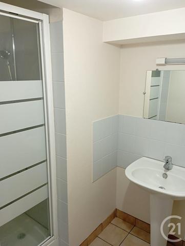 Immeuble à vendre  274,08 m2 MONTJEAN - 53