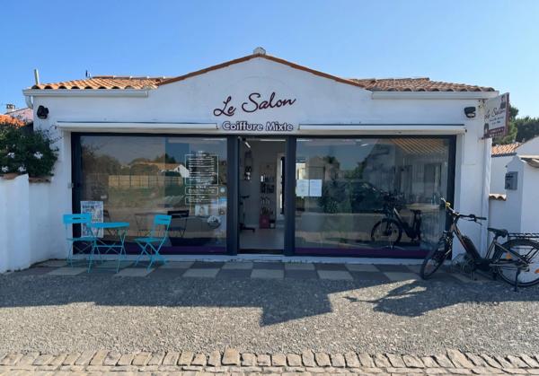 À vendre : Fonds de commerce – Salon de coiffure (61 000 €) - La Brée Les Bains - Île d’Oléron