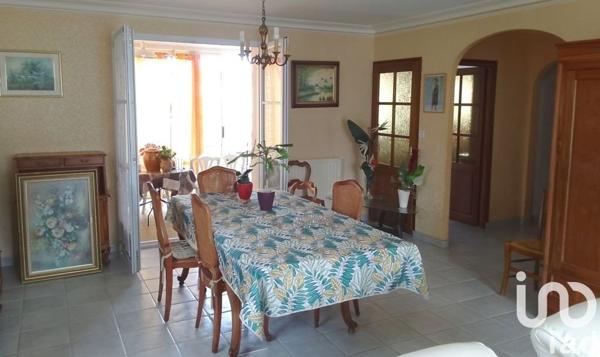 Maison traditionnelle 4 pièces de 116 m² à Bellevigny (85170)