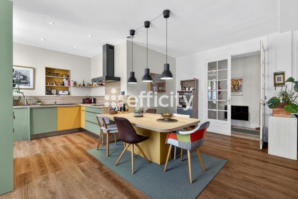 Appartement
         4 pièces
        - 102 m² 405 000 € *