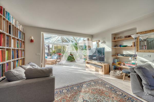 Maison Rueil Malmaison 7 pièce(s) 266m² 1 290 000 € **  - Référence  19889