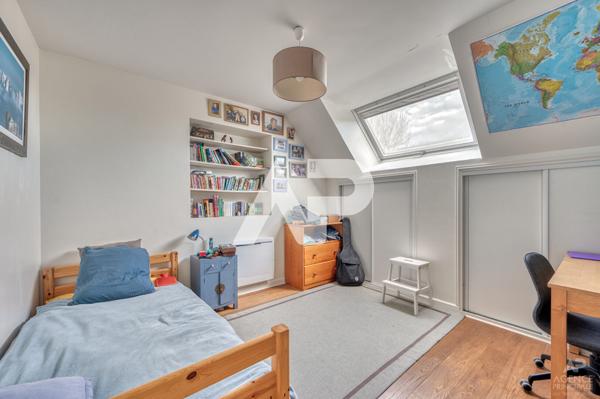 Maison Rueil Malmaison 7 pièce(s) 266m² 1 290 000 € **  - Référence  19889
