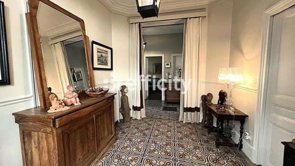 Maison 9 pièces - 304 m² Bien prestige