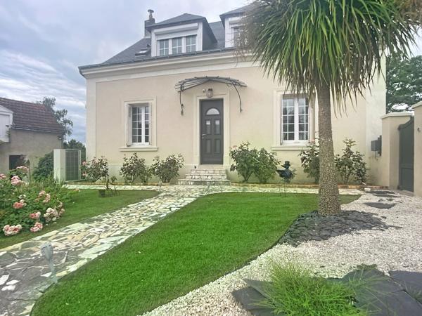 SAINT-ROCH – LE CHARME DES BELLES PIERRES DANS UN ÉCRIN DE VERDURE, maison de plus de 190 m2 habitables, 5 chambres