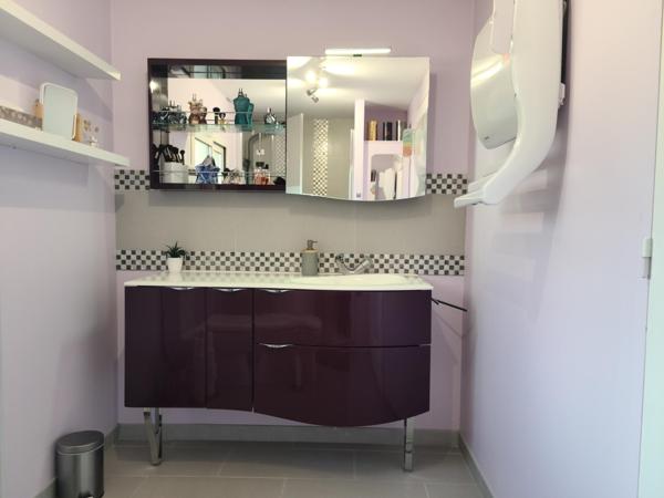 Au calme, maison, appartement, garages, piscine .