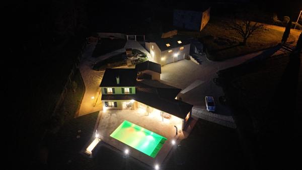 Au calme, maison, appartement, garages, piscine .
