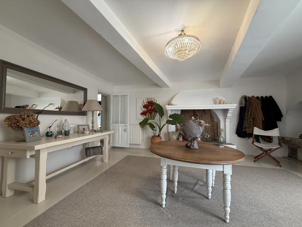 Maison de village de charme à Bédoin, 6 pièces, 245 m²