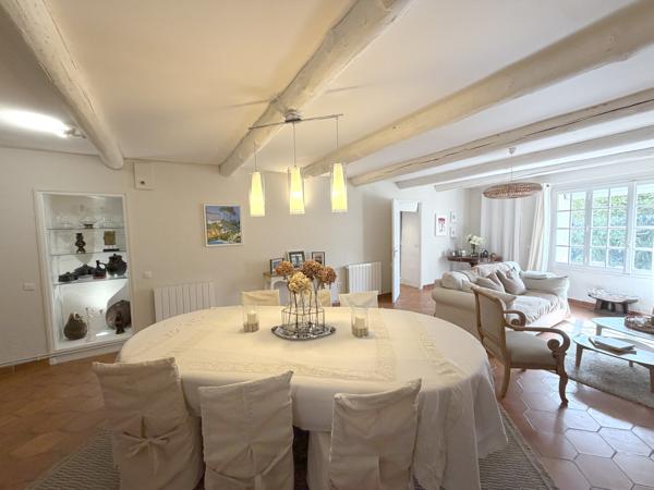 Maison de village de charme à Bédoin, 6 pièces, 245 m²