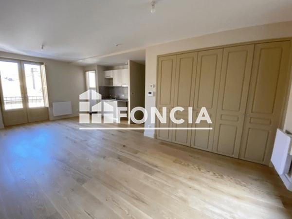 Location Studio 37.43 m² - 7 RUE ARIBES Pau 64000