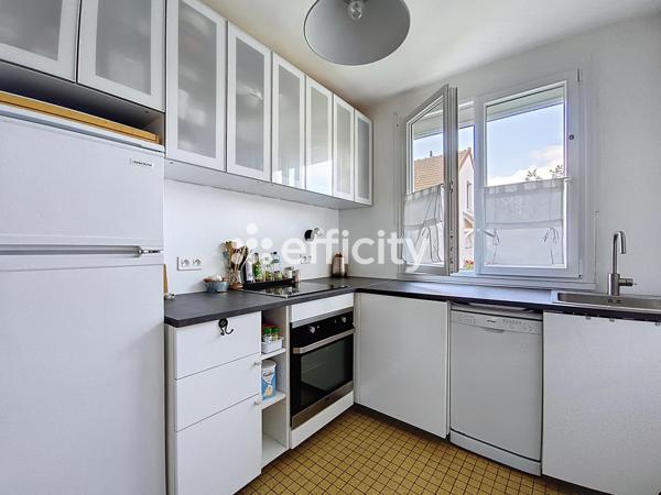 Maison 3 pièces - 145 m²