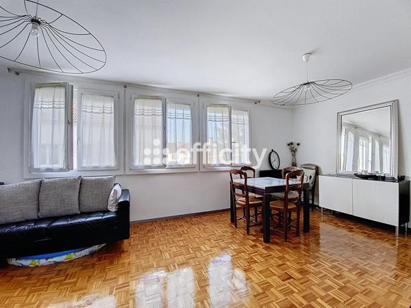 Maison 3 pièces - 145 m²