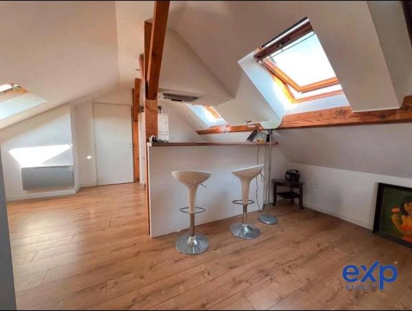 Studio lumineux plein centre-ville de Mulhouse, au calme !